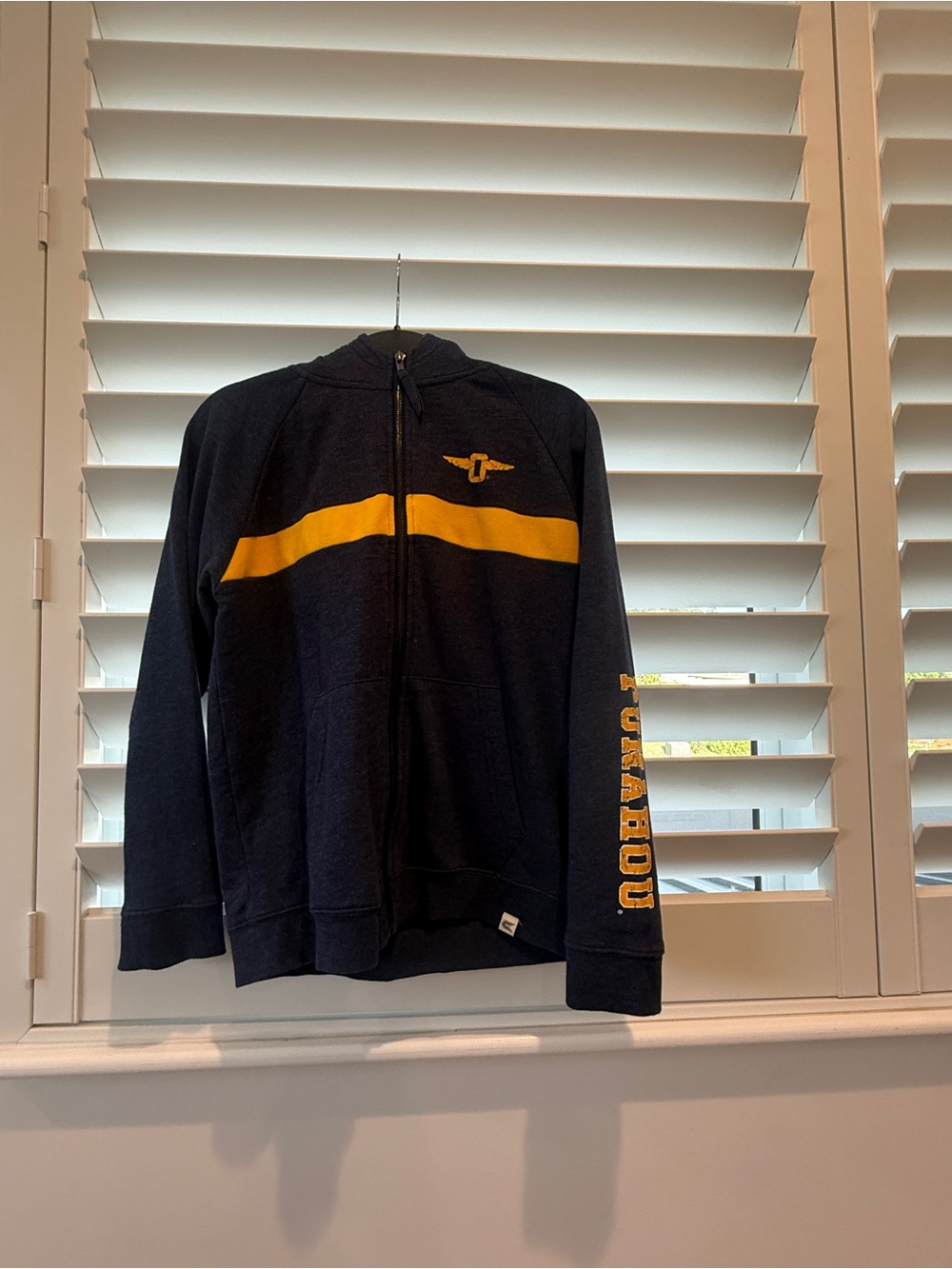 Punahou Youth M 12-14 Navy Zip-Up Hoodie with Yellow Stripe